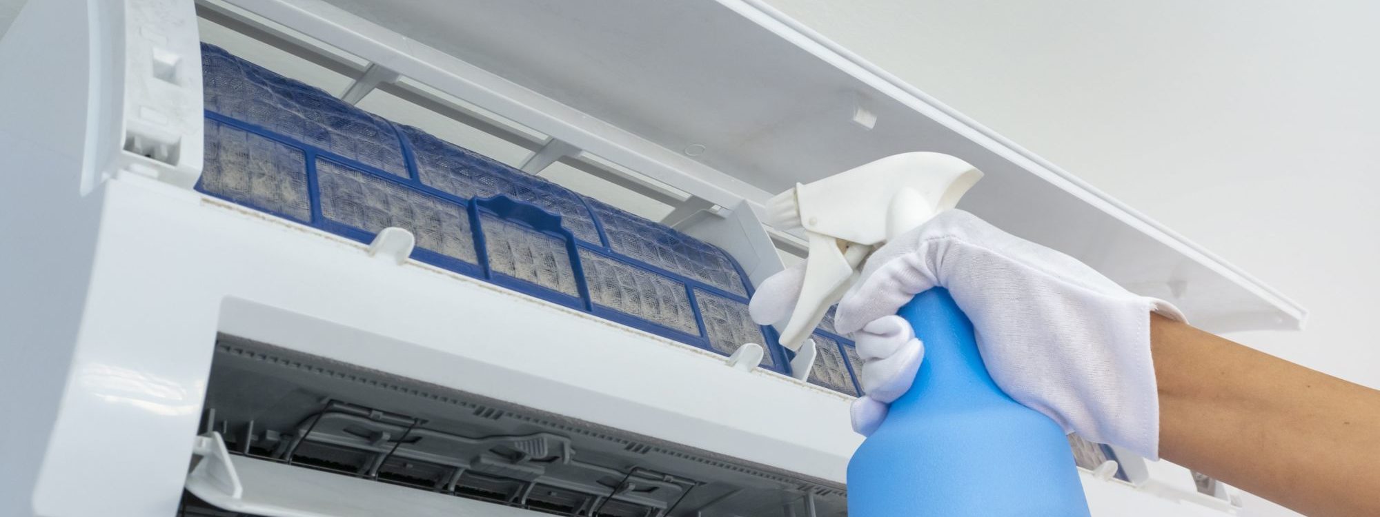 L&#8217;entretien est important pour votre pompe à chaleur air-air/air-eau et chauffe-eau Thermodynamique. 